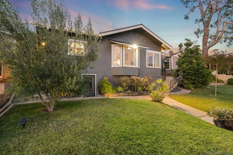 4635 4th Street, La Mesa, CA 91941