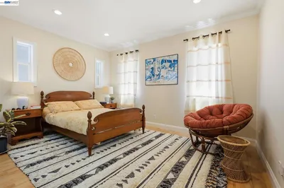 30 Niantic Ave photo 2