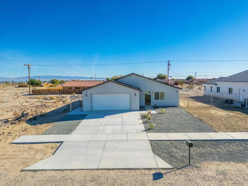 2864 Vista Avenue