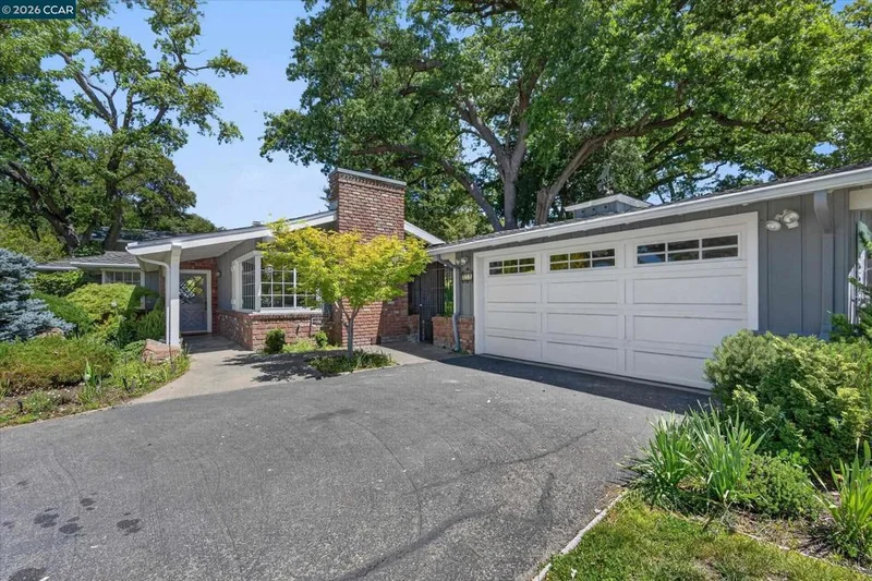 850 Paradise Ct, Lafayette, CA 94549