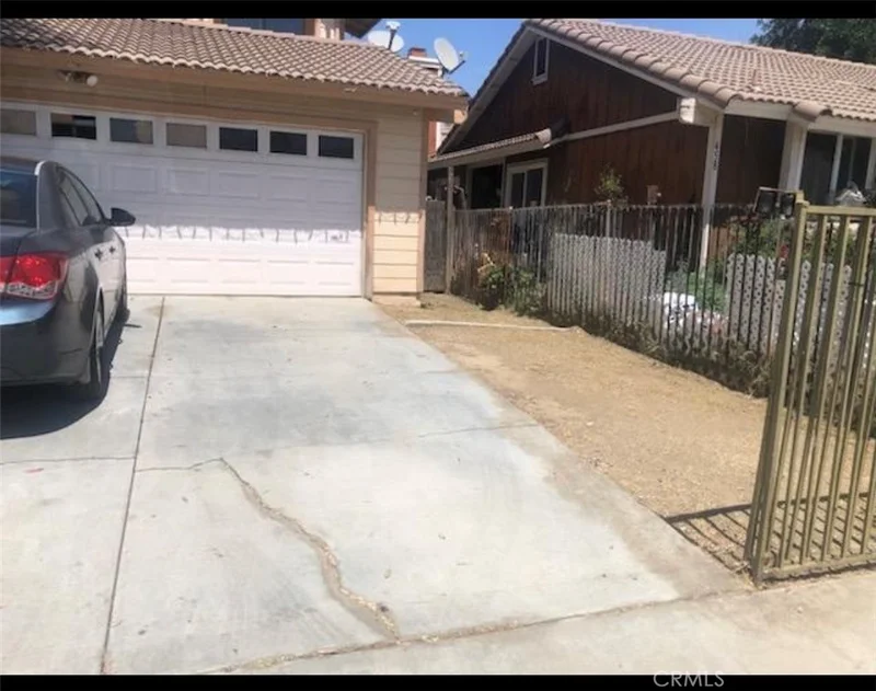 452 Cherry Vista Drive photo 2