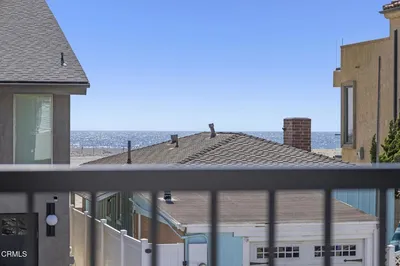3416 Ocean Drive photo 2