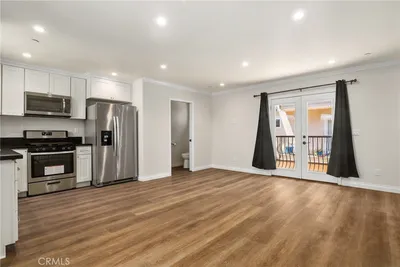 26004 Marjan Place photo 2