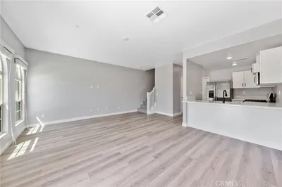 15447 Pomona Rincon Road 102 photo 2