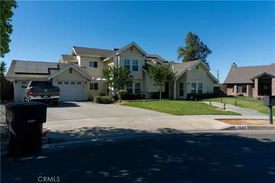 1042 Robinson Court photo 2