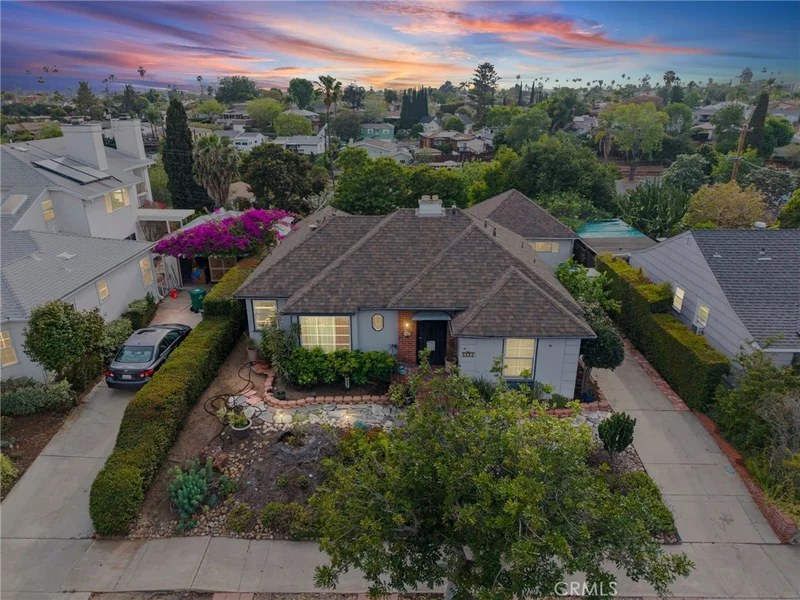4608 Valencia, San Diego, CA 92115