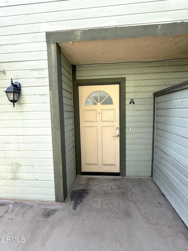 Photo 2 of 1340 Mayflower Avenue A
