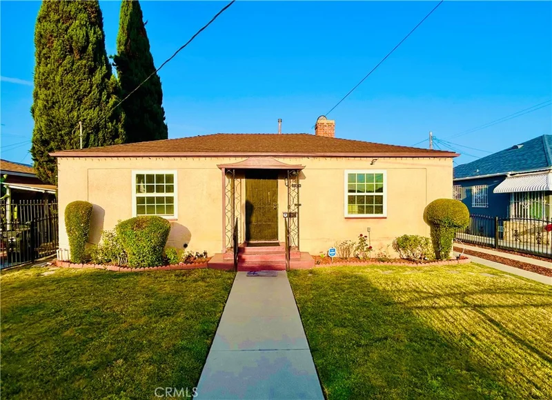 11506 Wadsworth, Los Angeles, CA 90059
