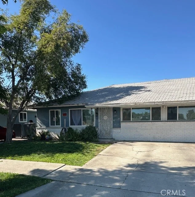 2305 Shields, Fresno, CA 93726
