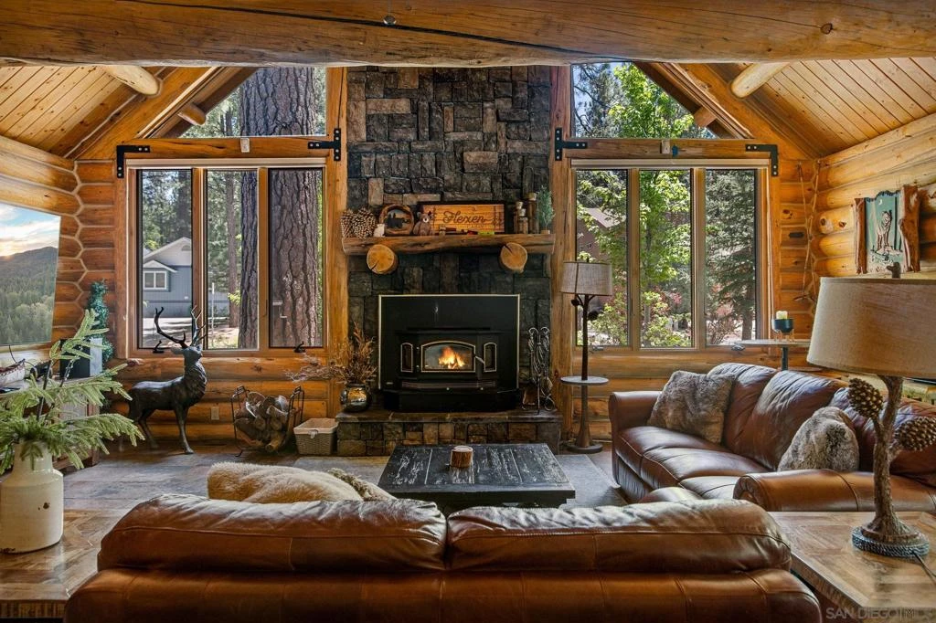 Interior 2