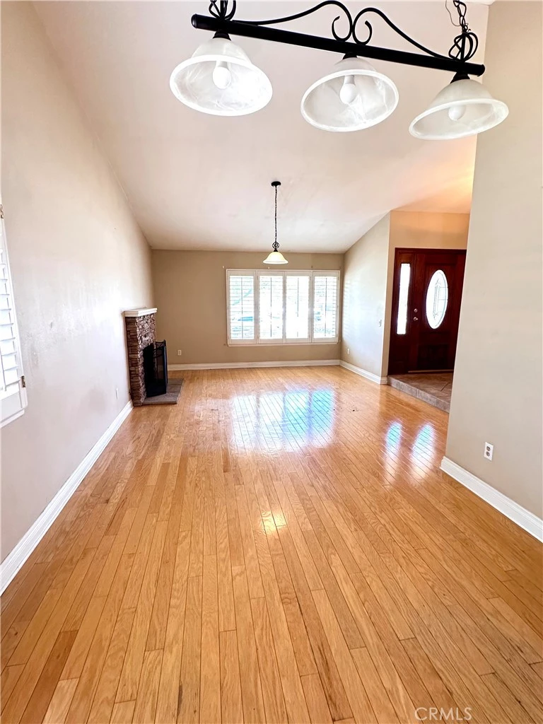 Interior 3