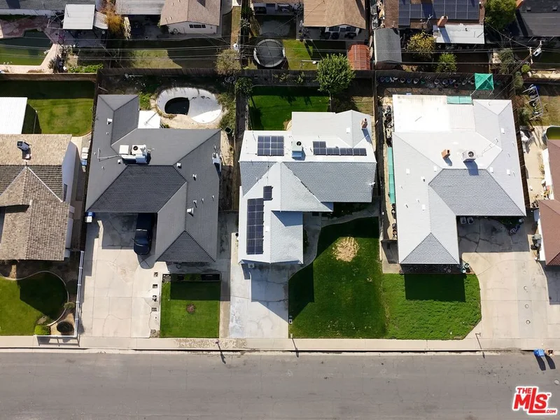 309 Pilot Avenue photo 2