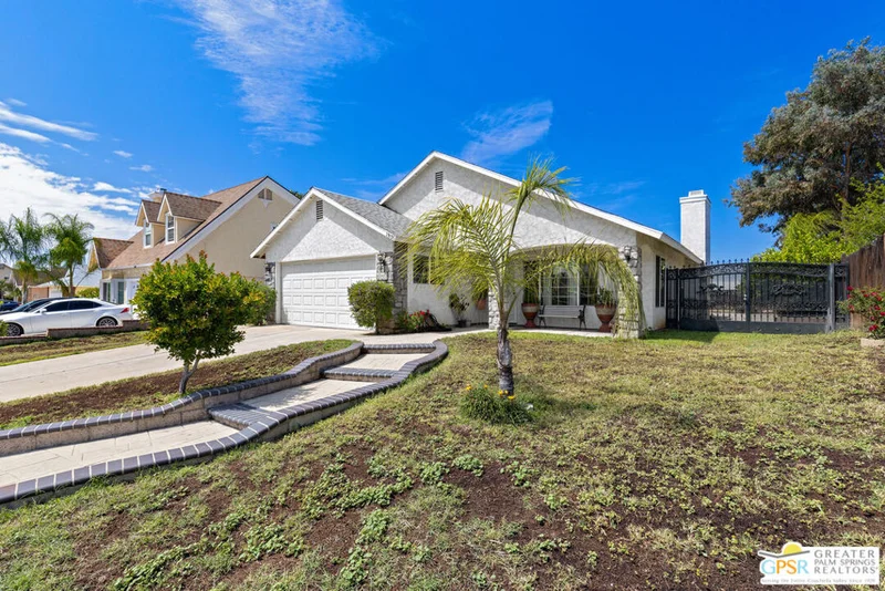 13525 Ninebark Street photo 2