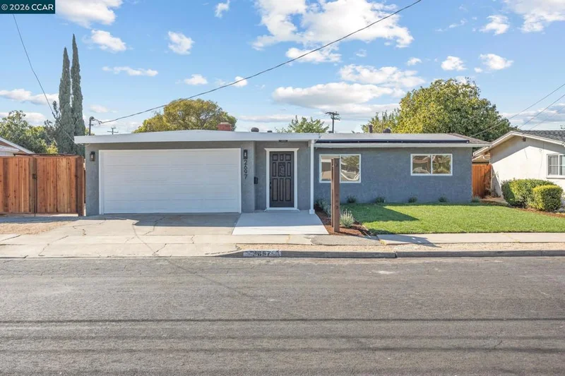 2697 Mayfair