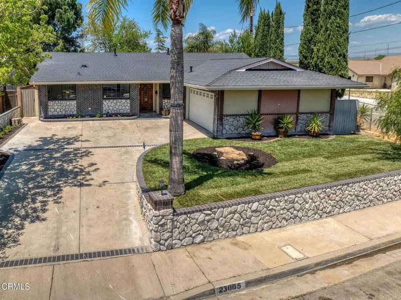 23005 Hilse Lane, Newhall, CA 91321