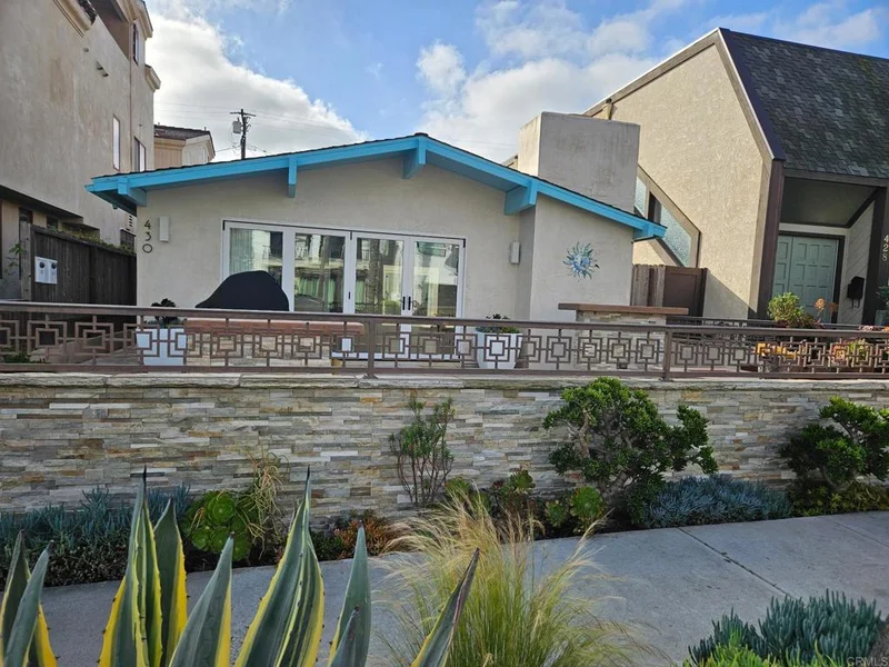 430 Goldenrod, Corona Del Mar, CA 92625