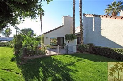 468 Sunningdale Drive photo 2