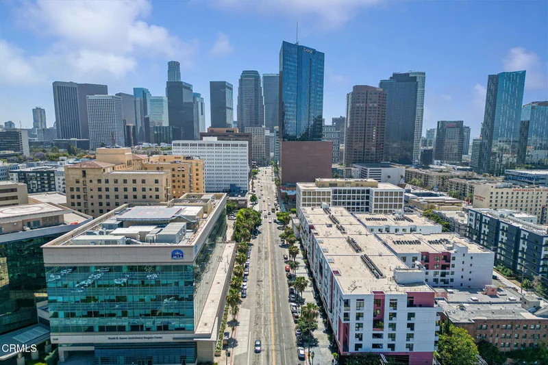 1234 Wilshire Boulevard 330 photo 2