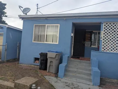 521 Santa Ana Avenue photo 2