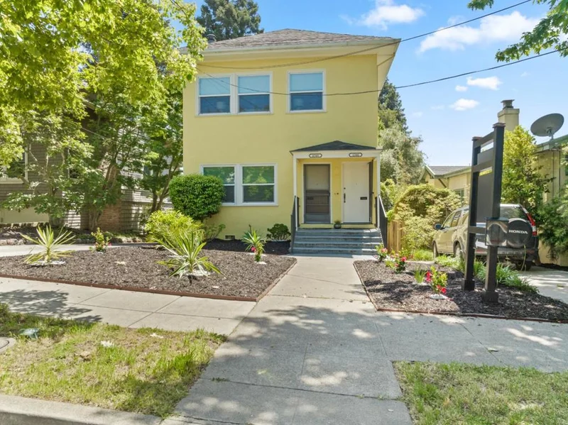 4346 Townsend Avenue photo 2