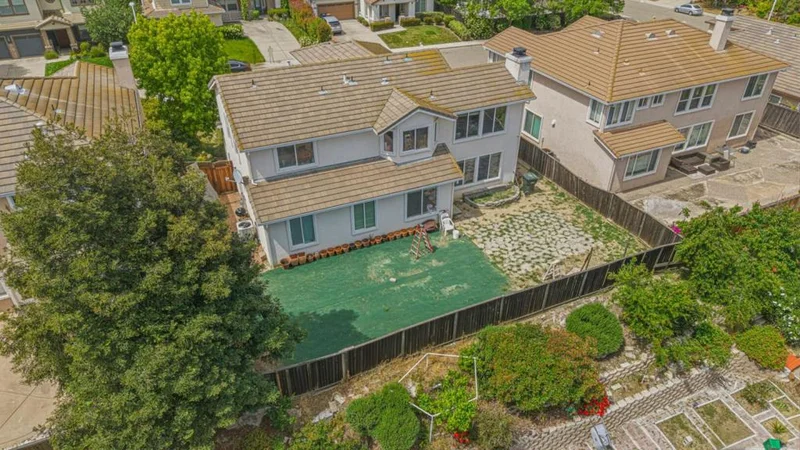 3238 Panda Court photo 2