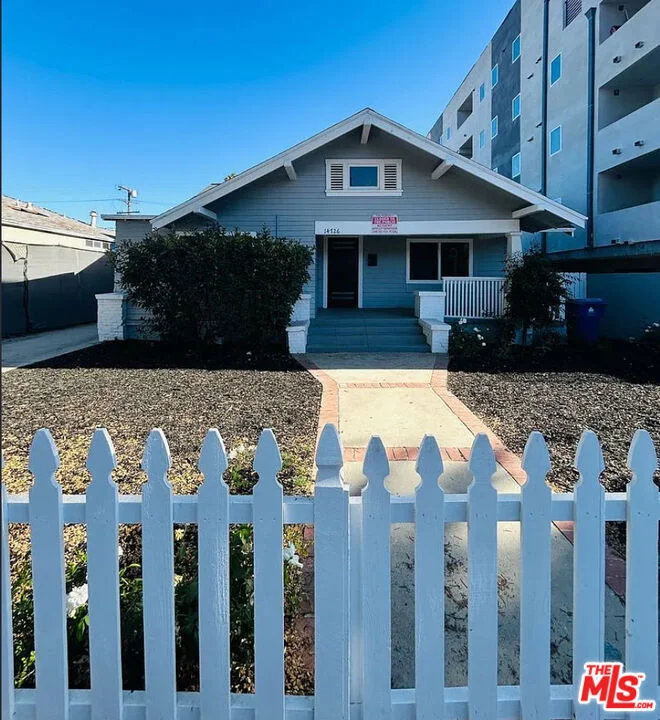14726 Friar Street photo 2