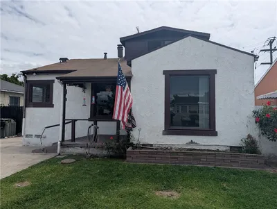 3816 Walnut photo 2