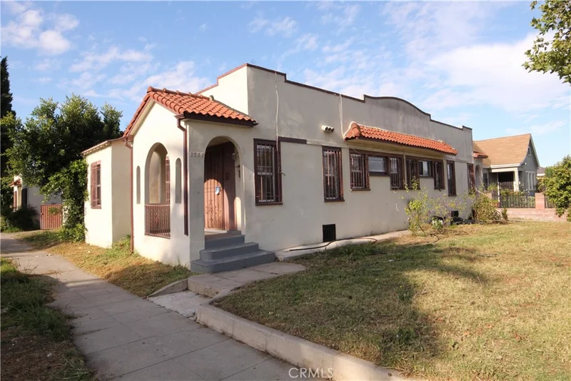 3959 St Andrews, Los Angeles, CA 90062