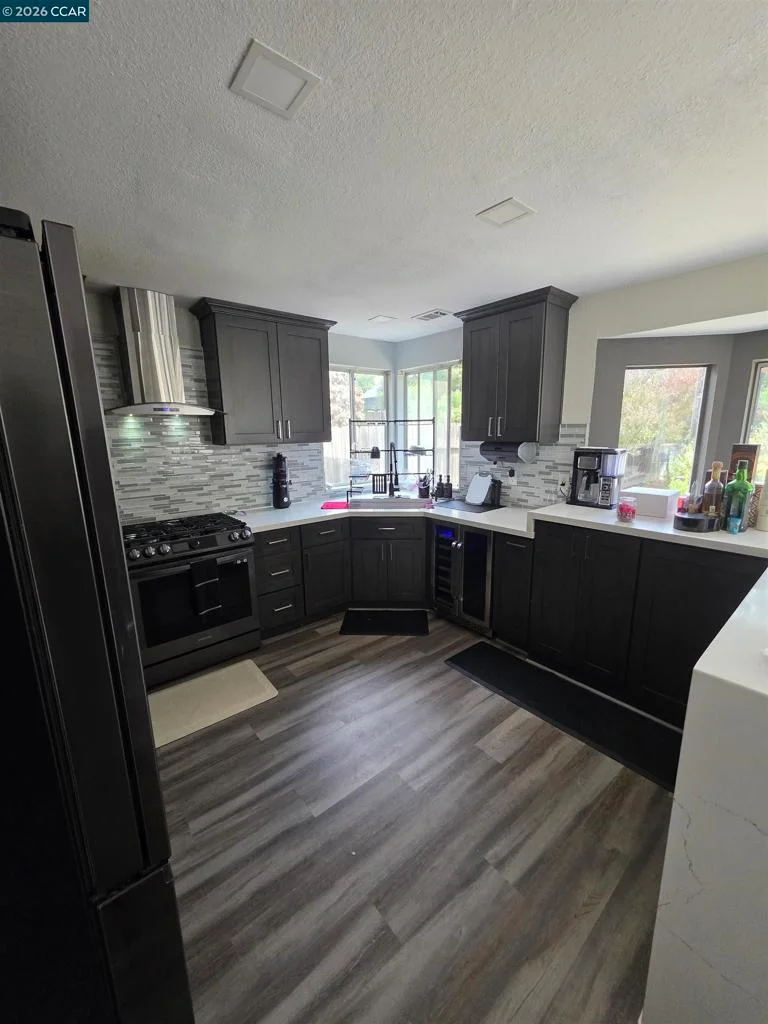 1020 Pueblo Ct photo 2