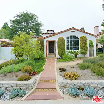2317 Pearl Street photo 2