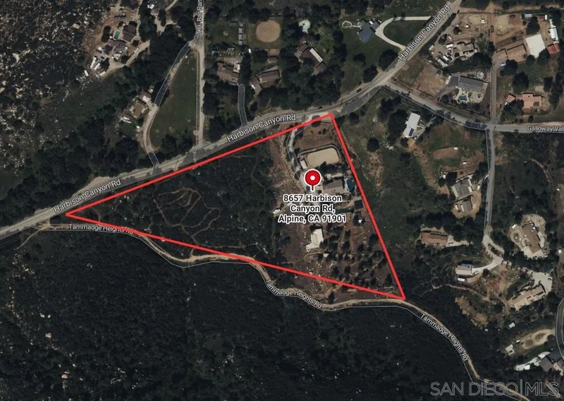8657 Harbison Canyon Rd, Alpine, CA 91901