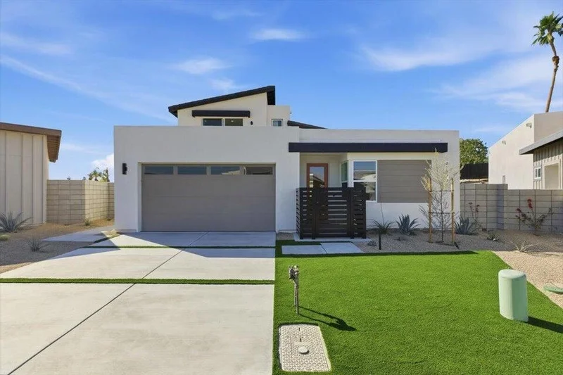 Photo 2 of 41879 Volare Court