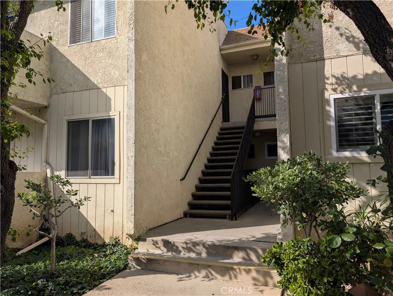 13080 Dronfield 49 photo 2
