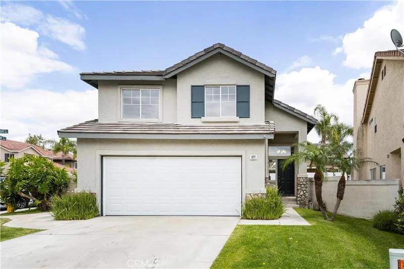 877 Willowcreek, Corona, CA 92878