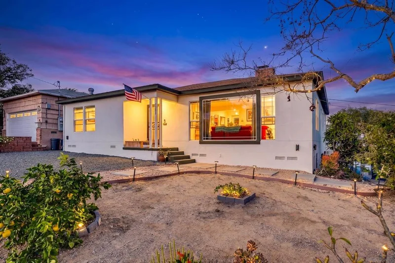 1905 33rd, San Diego, CA 92102
