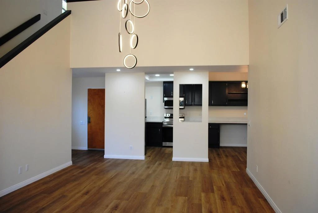 Interior 3