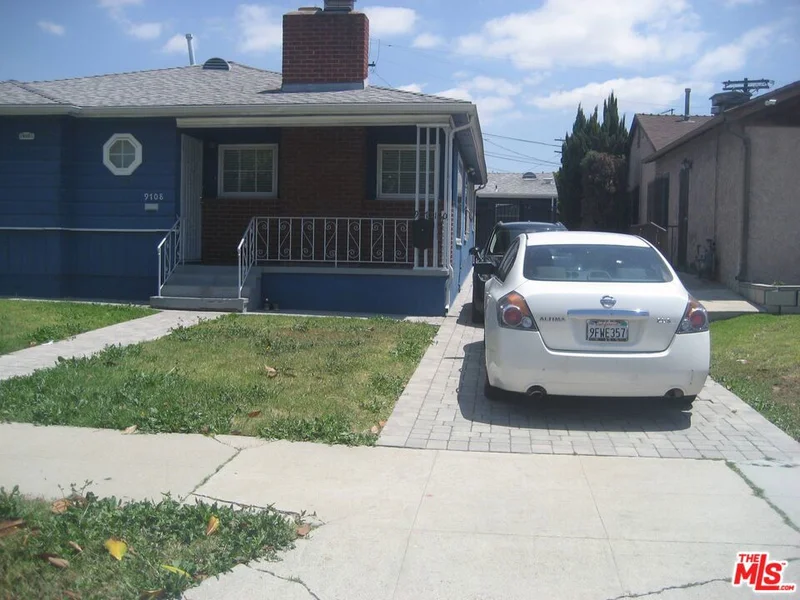 9708 Haas Avenue photo 2