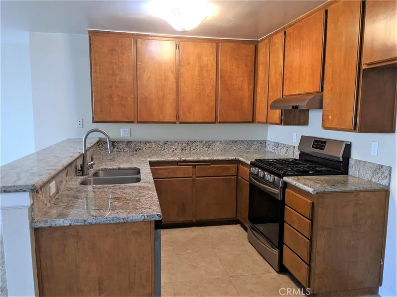 17330 CHATSWORTH Street 9 photo 2