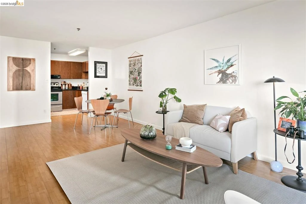Photo 10 of 555 Pierce St 422