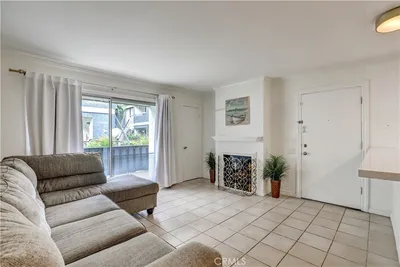 2815 S Fairview St, #G photo 2