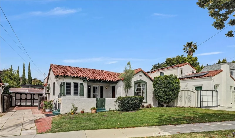 1909 Eden Avenue, Glendale, CA 91206