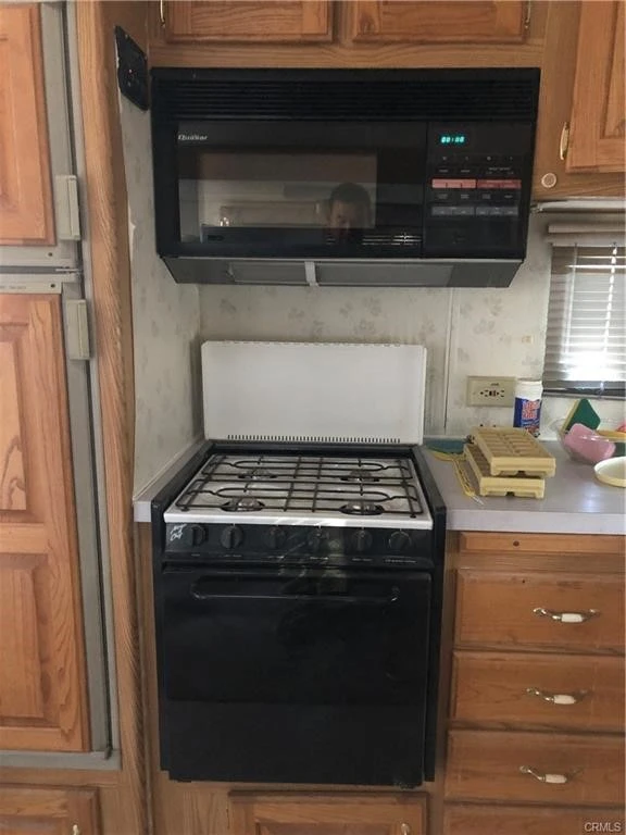 Interior 4