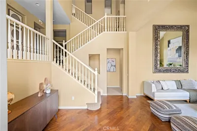 829 Kingsford photo 2