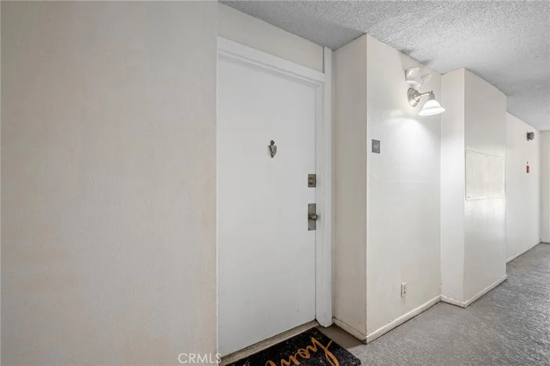 Photo 2 of 15425 Sherman 107A