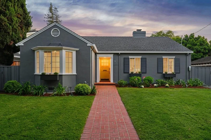2302 Webster Street, Palo Alto, CA 94301