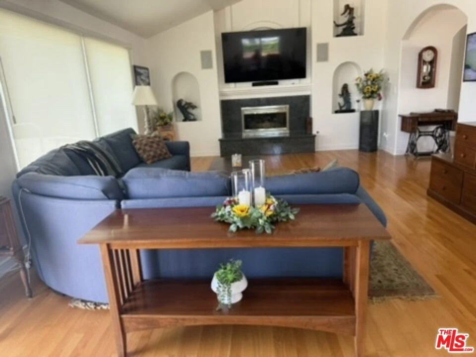 Interior 1