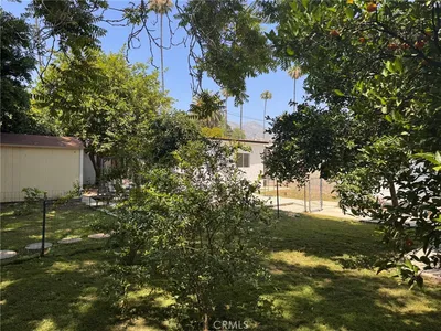 15720 Roxford Street photo 2