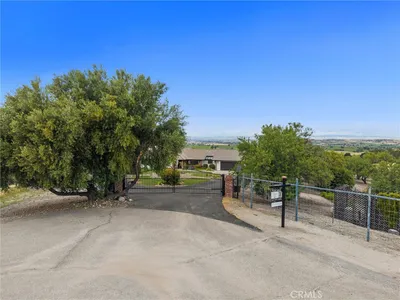 4205 High Grove Road photo 2
