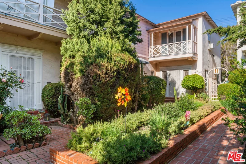 6361 Orange, Los Angeles, CA 90048