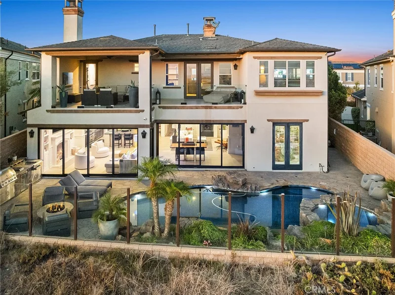 Photo 2 of 4682 Oceanridge